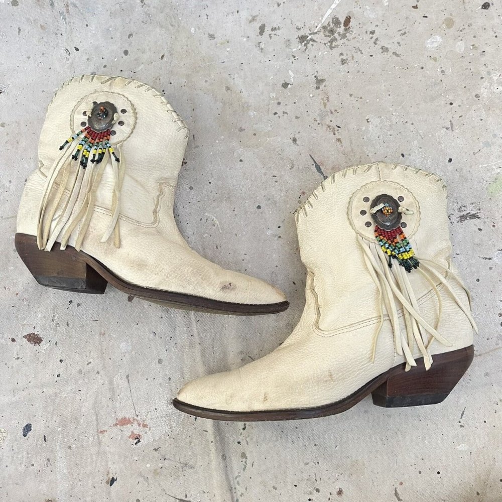 Vintage 70’s Zodiac Western Boots Cream Suede Silver Concho Beaded Fringe 8.5 - Picture 6 of 7